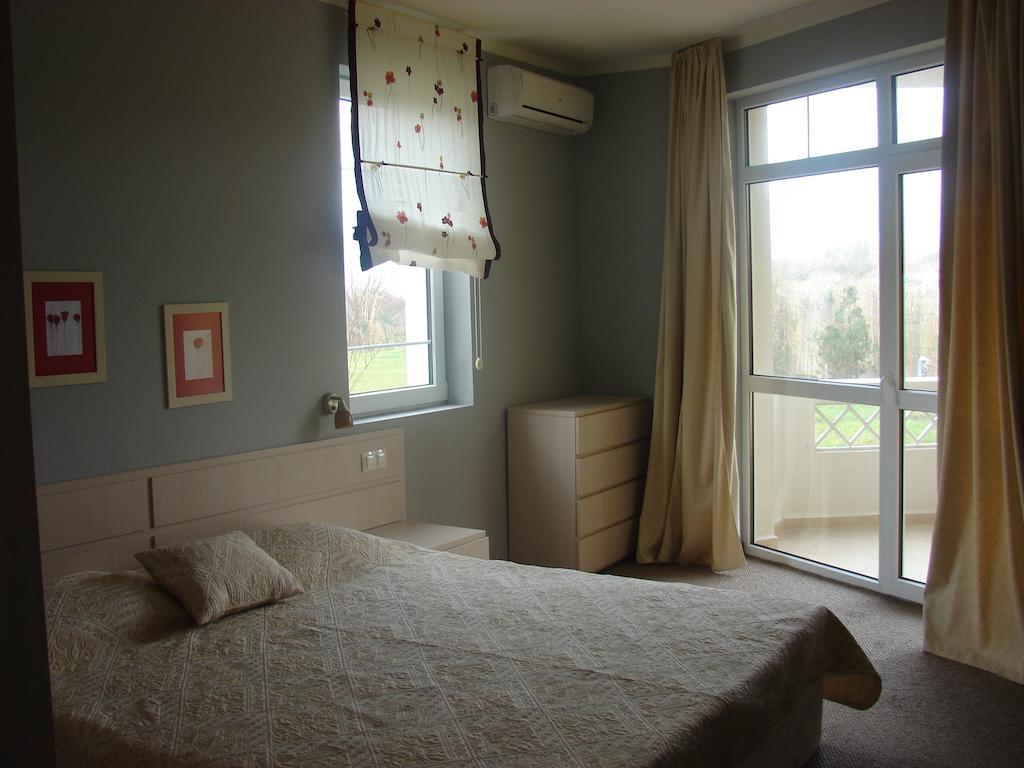 Blue Orange Beach Resort Sozopol Room photo