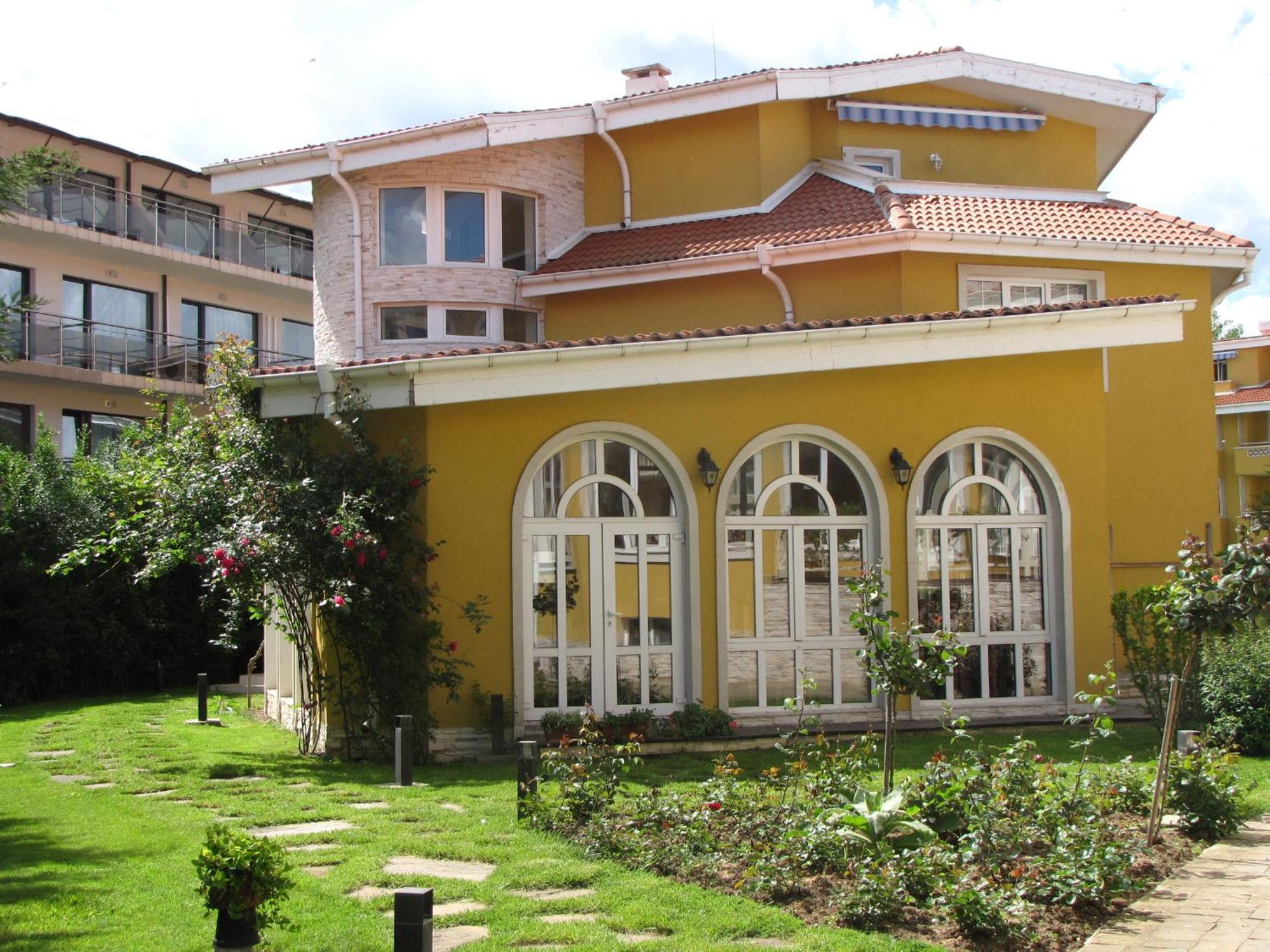 Blue Orange Beach Resort Sozopol Exterior photo